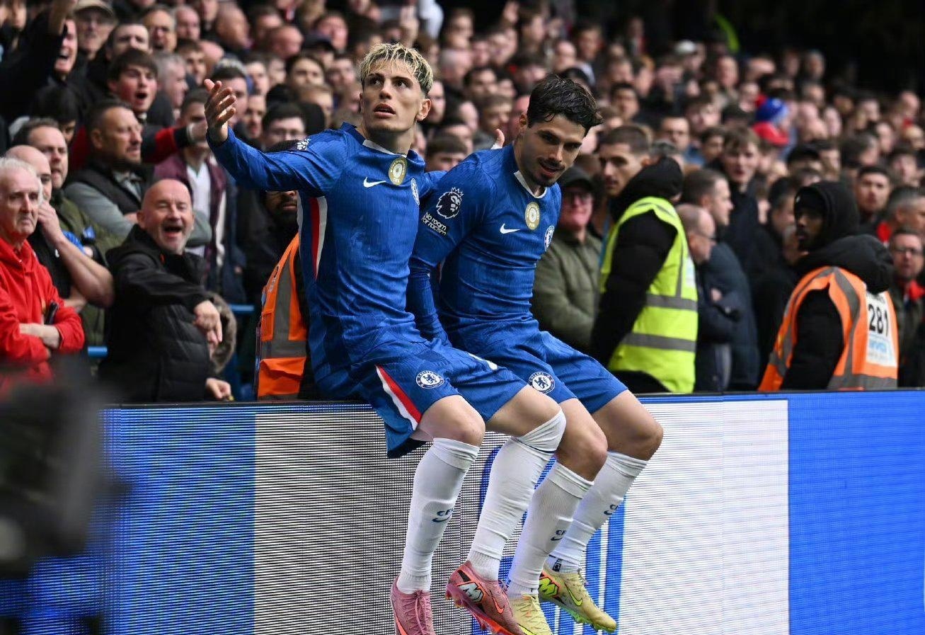 德转列巴拉圭球员历史身价前10：阿尔米隆第1，巴里奥斯上榜（德转盘点巴拉圭球员历史身价TOP10：阿尔米隆居首，巴里奥斯入选）