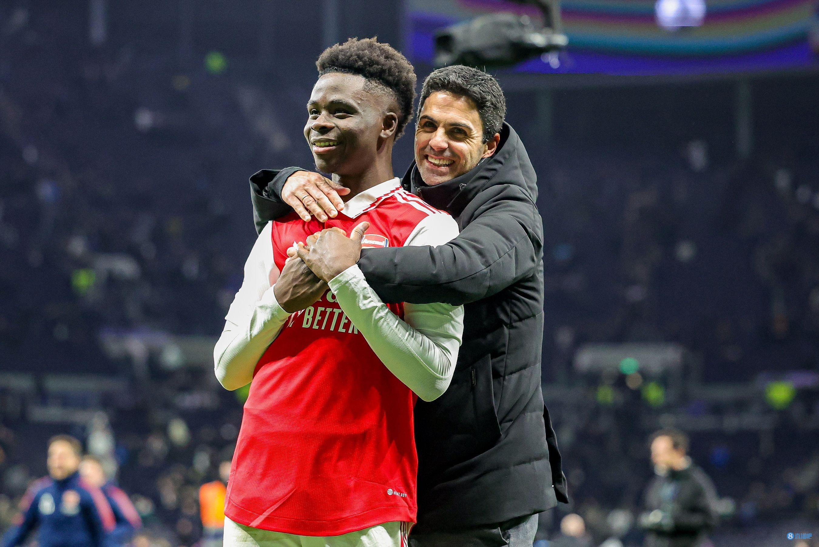 国际足联2025年赛事冠军：切尔西夺世俱杯、巴黎捧洲际杯（2025年FIFA两大杯王者：切尔西问鼎世俱杯，巴黎加冕洲际杯）