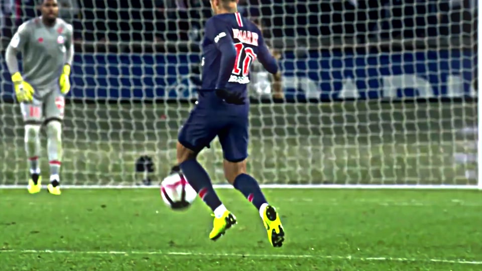 迪卡尼奥：国米再这样下去，将会迎来一个失望的赛季（迪卡尼奥警示：国米若不改善，赛季恐以失望收场）