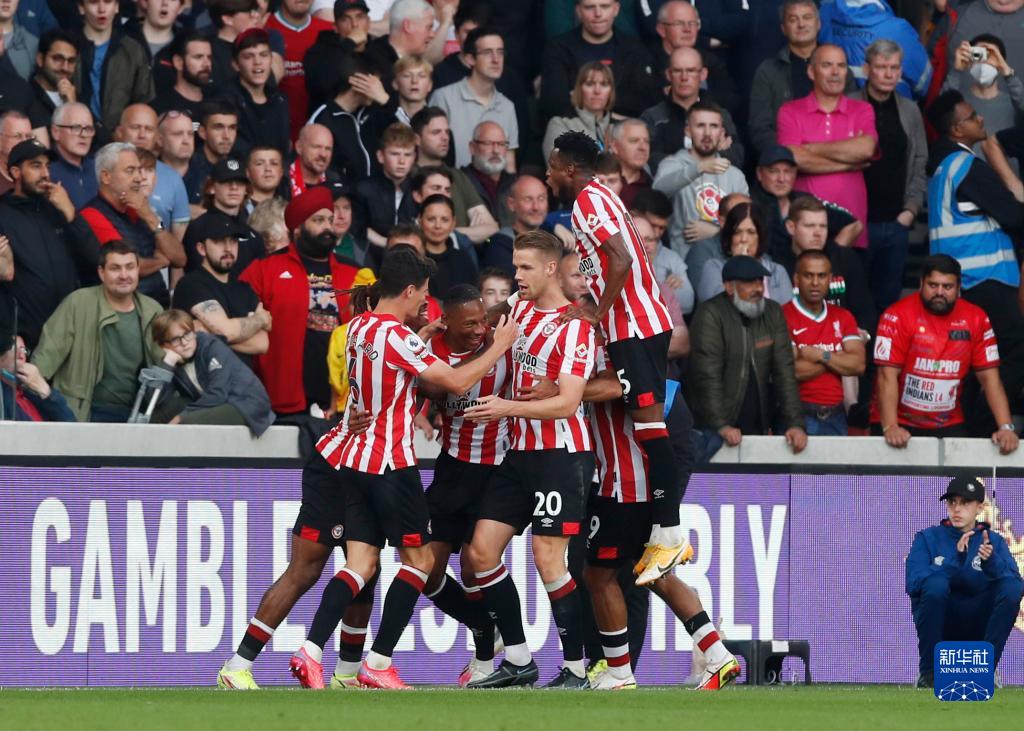 中国足坛2025赛季大结局：海港中超夺冠，国安收获足协杯（2025中国足坛收官：上海海港问鼎中超，北京国安捧得足协杯）