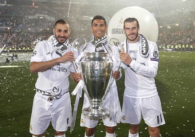 穆斯塔菲：阿森纳是赢球热门；拜仁要小心枪手的定位球（穆斯塔菲：阿森纳更被看好取胜，拜仁须提防枪手定位球）