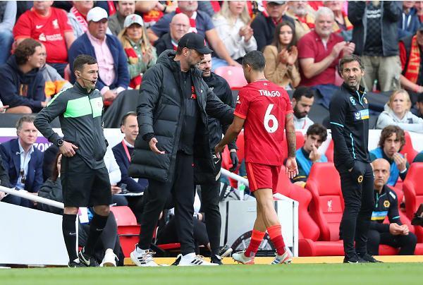 米体：弗拉霍维奇和加蒂今天分别在伦敦和里昂接受手术（米兰体育报：弗拉霍维奇与加蒂今日分别在伦敦、里昂接受手术）