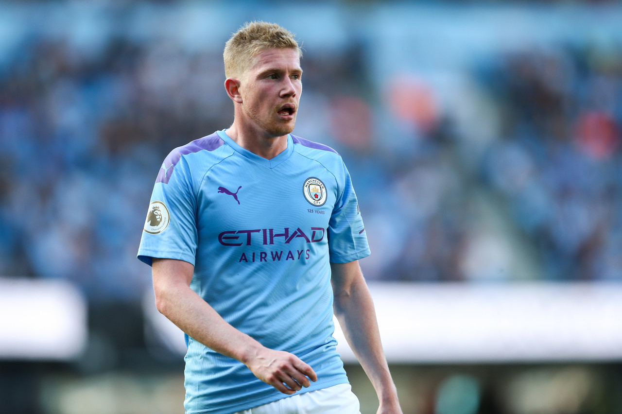 篮球NBA球队教练讨论轮换阵容（NBA球队教练研讨轮换阵容方案）