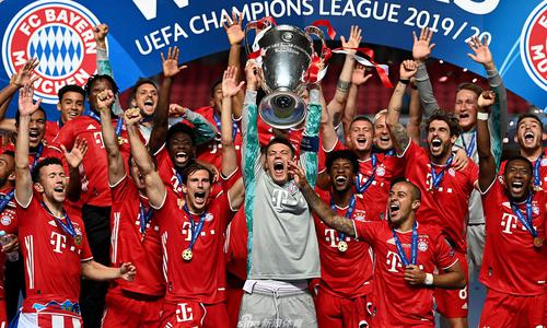 半场交换球衣引争议！贝林厄姆遭英格兰球迷痛批“巨星做派”（半场换球衣引风波，英格兰球迷抨击贝林厄姆摆巨星架子）